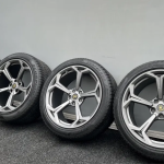 Jante originale LAMBORGHINI URUS 22” roti iarna 4ML601025P
